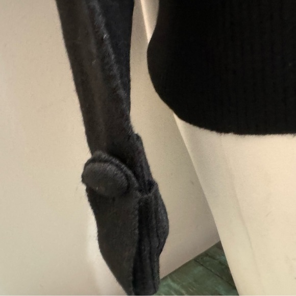 Banana Republic Wool Cashmere Turtleneck Sweater Size Medium - Picture 5 of 9